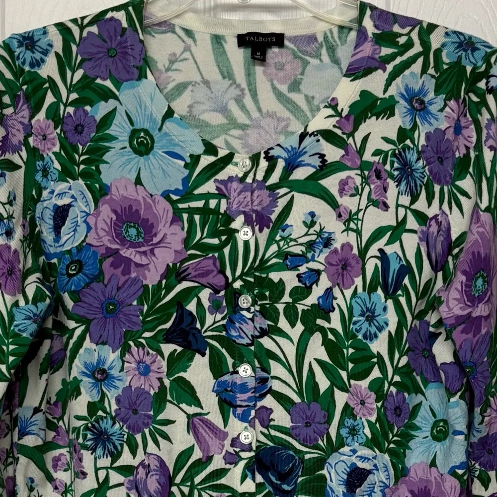Talbots Classic Button Front Lightweight Cardigan Blue Purple Floral Print Sz M - Picture 2 of 4